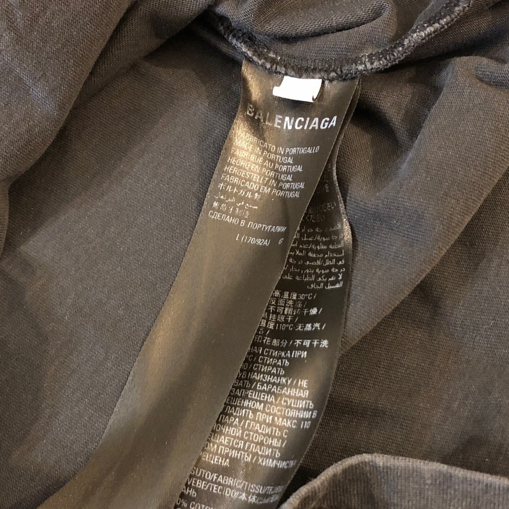 Balenciaga Black Graphic Tee - Picture 5 of 6